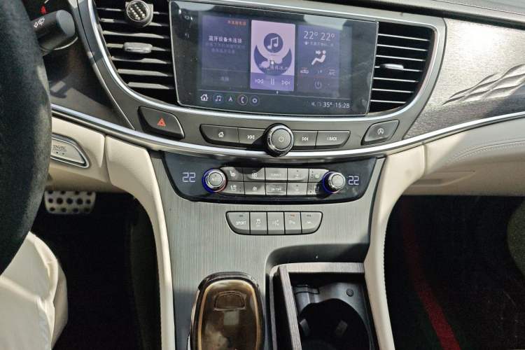 Used Buick LaCrosse 2021 Avenir Aivia Flagship Model Audio And AC Panel