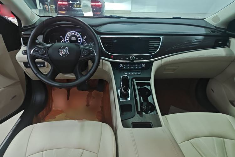 Used Buick LaCrosse 2021 Avenir Avia First-Edition Model Center Console