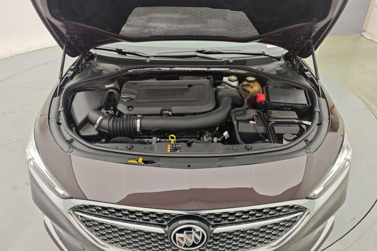 Used Buick LaCrosse 2021 Avenir Avia First-Edition Model Engine Bay