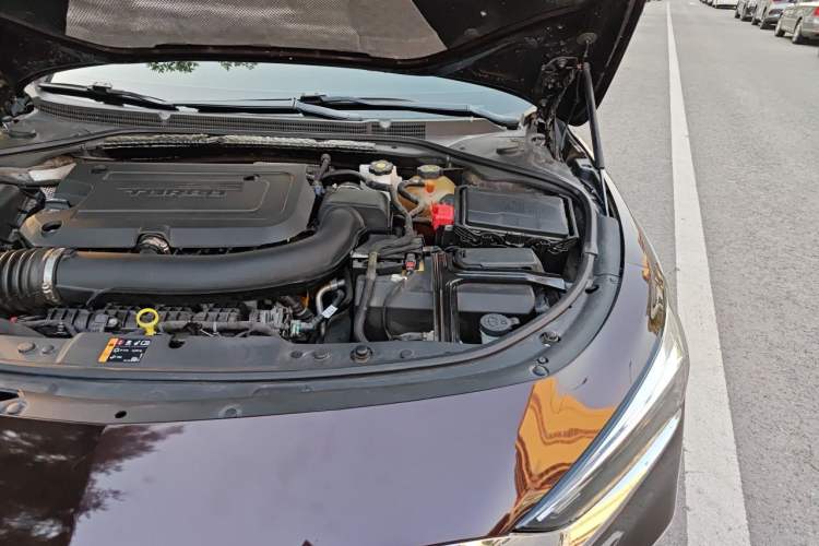 Used Buick LaCrosse 2021 Avenir Avia First-Edition Model Engine Bay Left