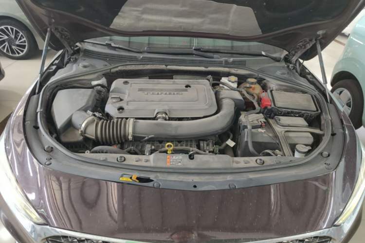 Used Buick LaCrosse 2021 Avenir Avia First-Edition Model Engine Bay