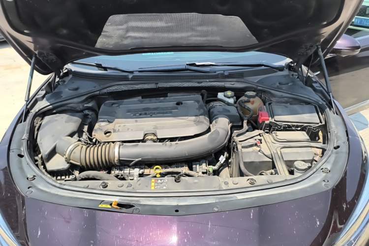 Used Buick LaCrosse 2021 Avenir Aivia Flagship Model Engine Bay