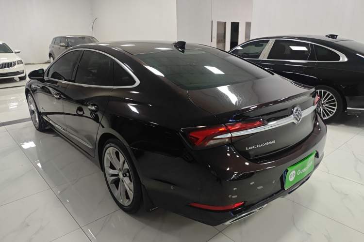 Used Buick LaCrosse 2021 Avenir Avia First-Edition Model Exterior 2