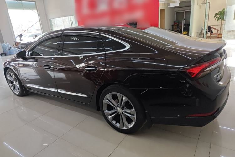 Used Buick LaCrosse 2021 Avenir Avia First-Edition Model Exterior 3