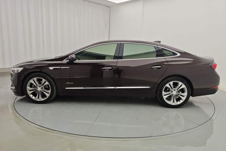 Used Buick LaCrosse 2021 Avenir Avia First-Edition Model Exterior 3