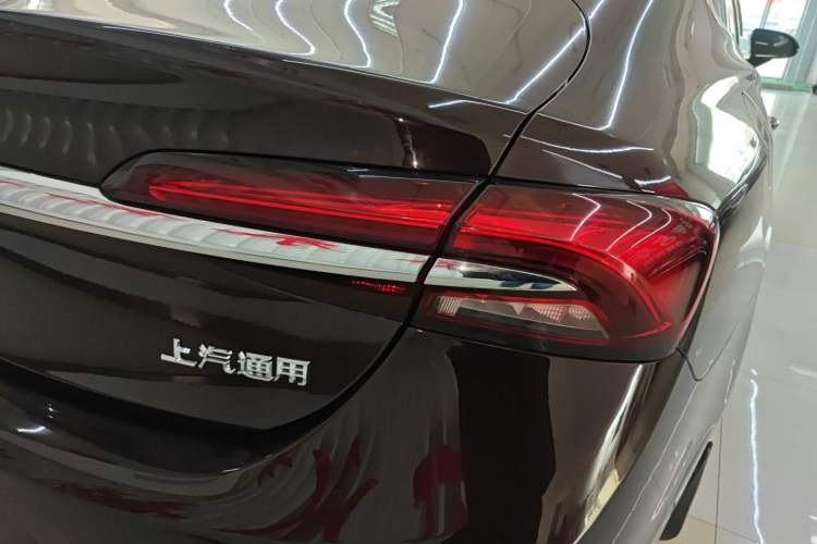 Used Buick LaCrosse 2021 Avenir Avia First-Edition Model Exterior 6