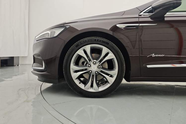 Used Buick LaCrosse 2021 Avenir Avia First-Edition Model Exterior 7
