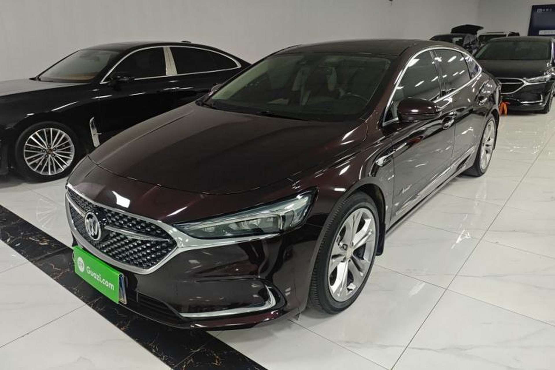 Used Buick LaCrosse 2021 Avenir Avia First-Edition Model Front Left 45 Deg