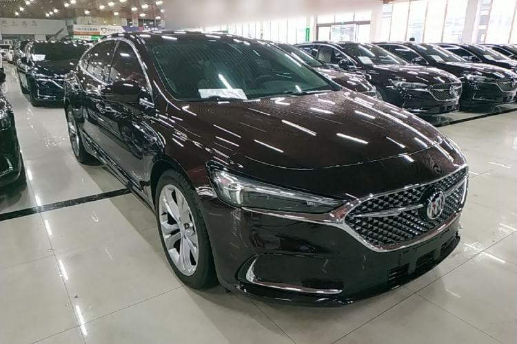 Used Buick LaCrosse 2021 Avenir Avia First-Edition Model Front Right 45 Deg