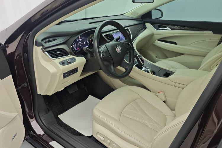 Used Buick LaCrosse 2021 Avenir Avia First-Edition Model Interior 1