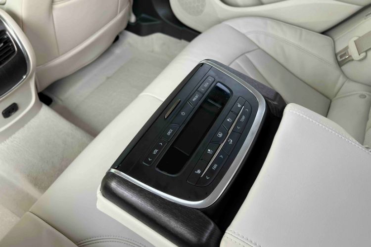 Used Buick LaCrosse 2021 Avenir Aivia Flagship Model Interior 2