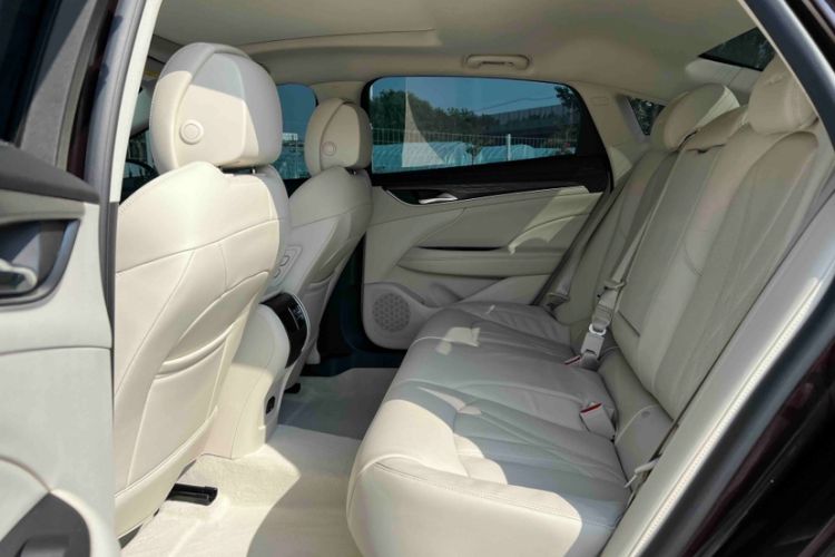 Used Buick LaCrosse 2021 Avenir Avia First-Edition Model Interior 3