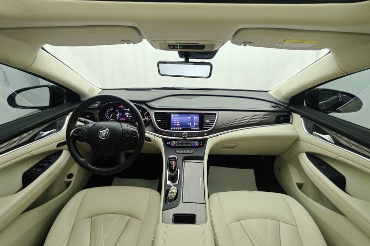 Used Buick LaCrosse 2021 Avenir Avia First-Edition Model Interior 5