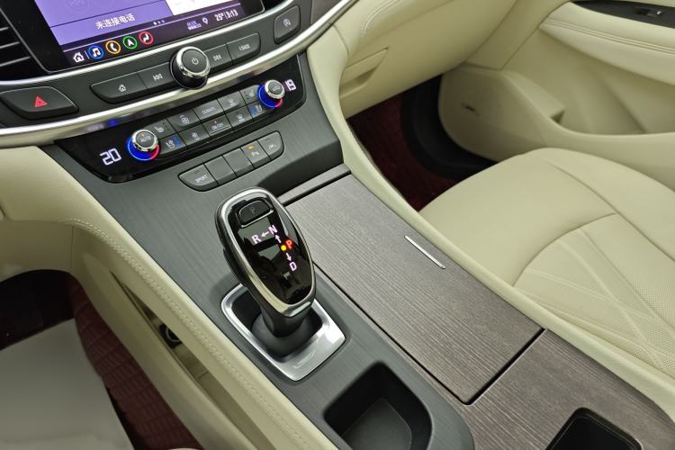 Used Buick LaCrosse 2021 Avenir Aivia Flagship Model Interior 8