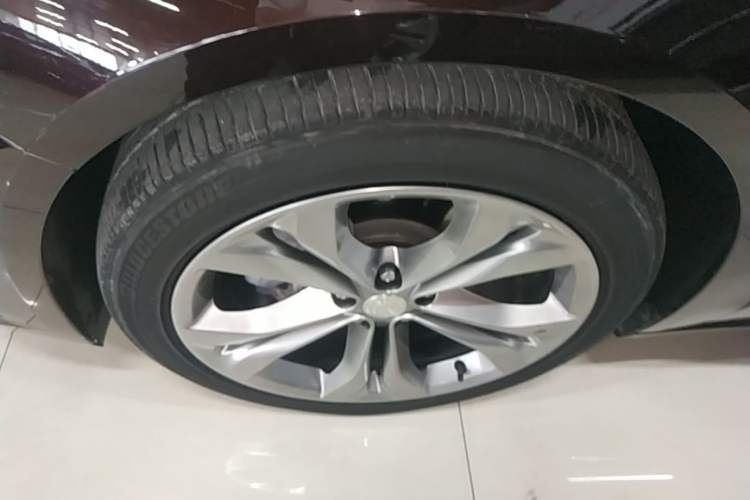 Used Buick LaCrosse 2021 Avenir Aivia Flagship Model Left Front Wheel Hub