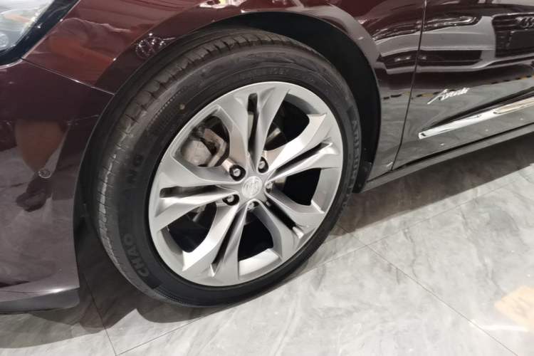 Used Buick LaCrosse 2021 Avenir Avia First-Edition Model Left Front Wheel Hub