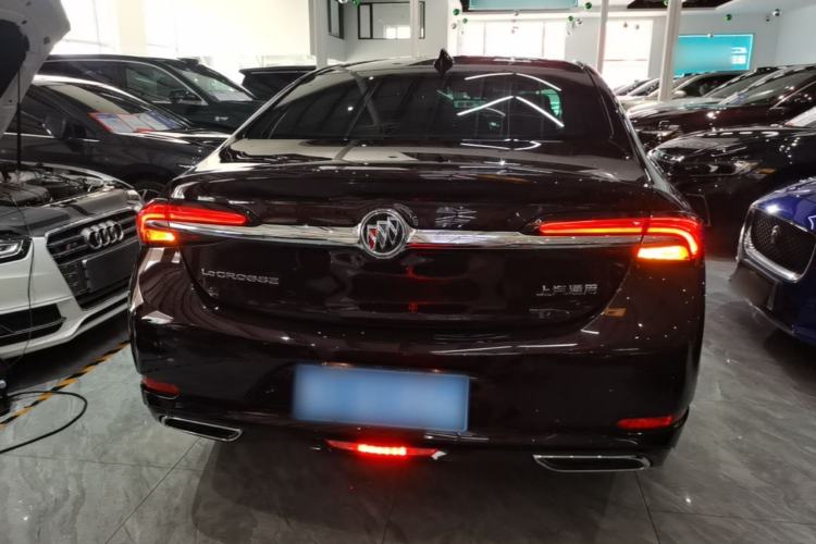 Used Buick LaCrosse 2021 Avenir Avia First-Edition Model Rear