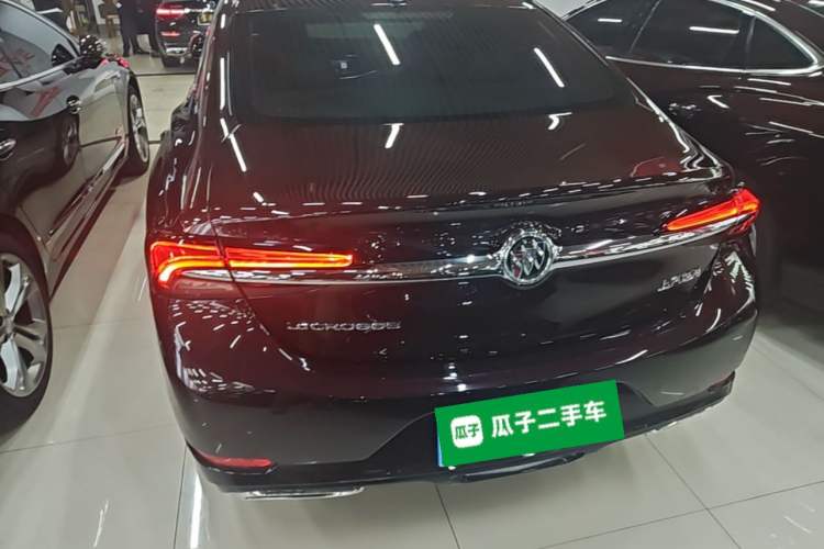 Used Buick LaCrosse 2021 Avenir Avia First-Edition Model Rear