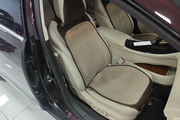 Used Buick LaCrosse 2021 Avenir Avia First-Edition Model Right Front Seat