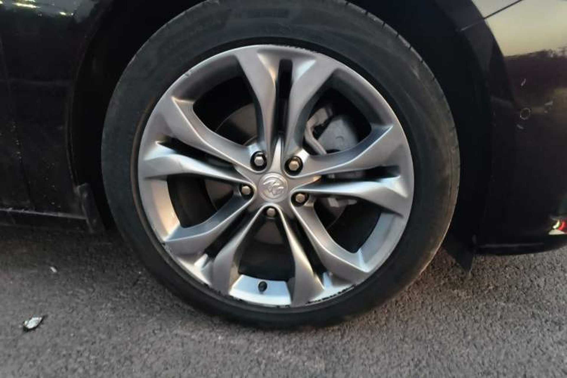 Used Buick LaCrosse 2021 Avenir Aivia Flagship Model Right Front Wheel Hub