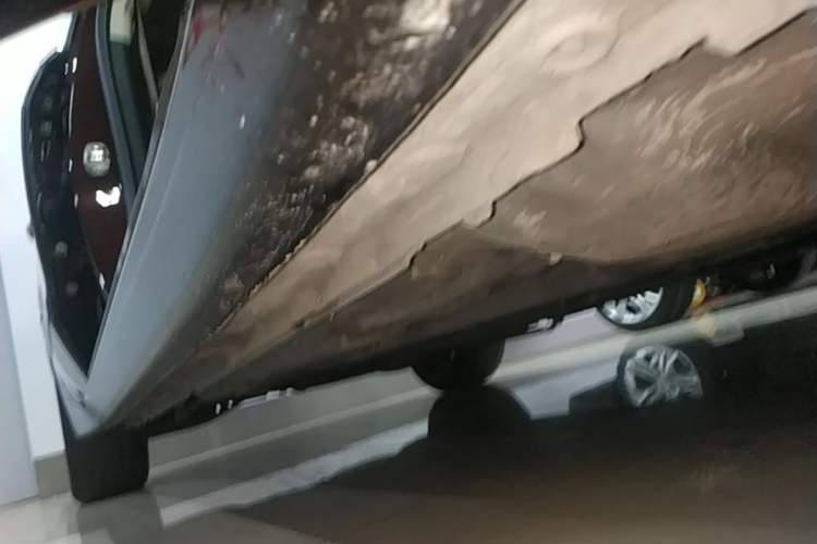Used Buick LaCrosse 2021 Avenir Aivia Flagship Model Right Side Sill