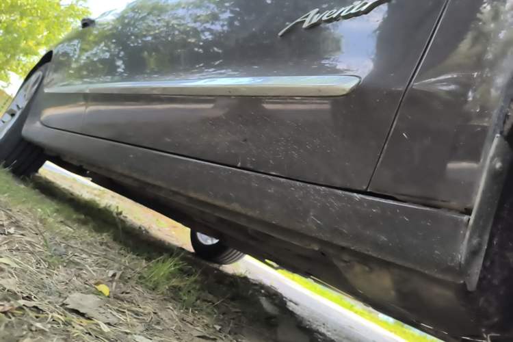 Used Buick LaCrosse 2021 Avenir Aivia Flagship Model Right Side Sill