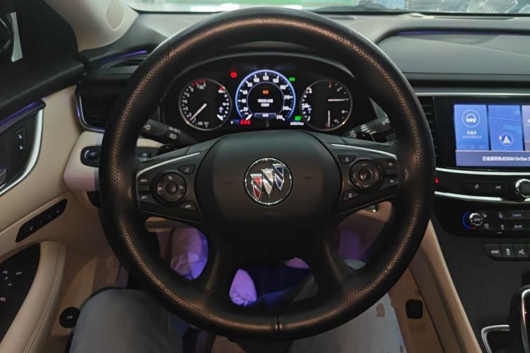 Used Buick LaCrosse 2021 Avenir Avia First-Edition Model Steering Wheel