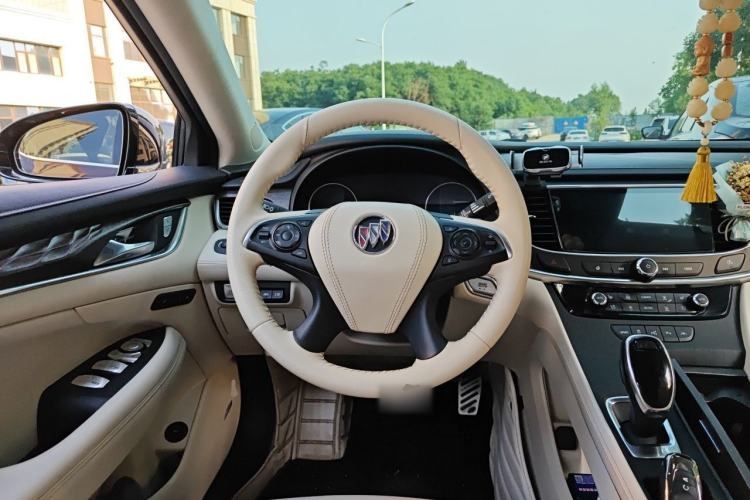 Used Buick LaCrosse 2021 Avenir Avia First-Edition Model Steering Wheel