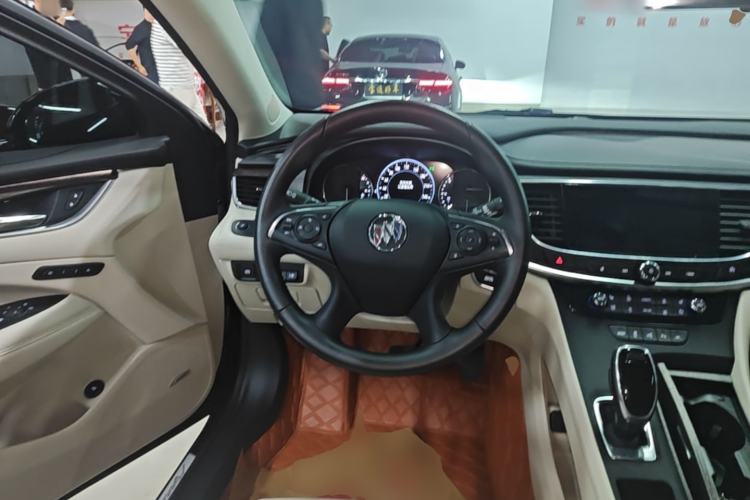 Used Buick LaCrosse 2021 Avenir Avia First-Edition Model Steering Wheel