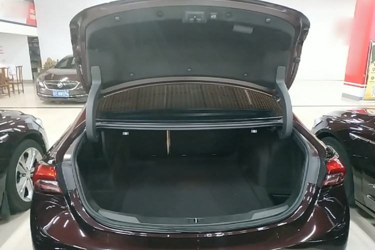 Used Buick LaCrosse 2021 Avenir Avia First-Edition Model Trunk