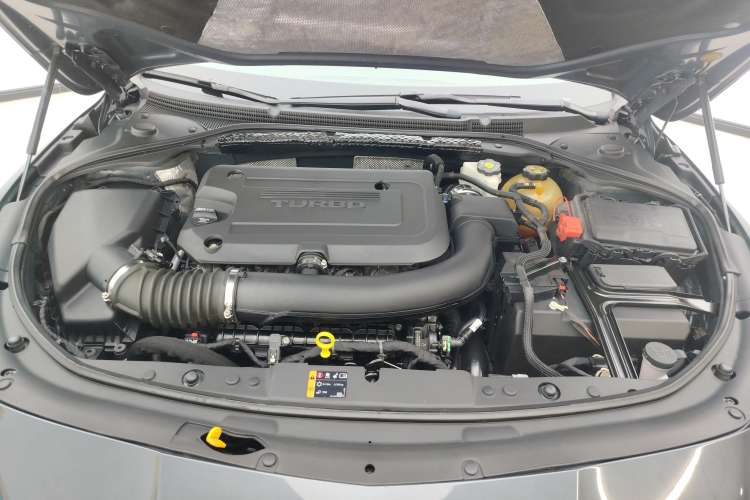 Used Buick LaCrosse 2021 652T Luxury Model Engine Bay