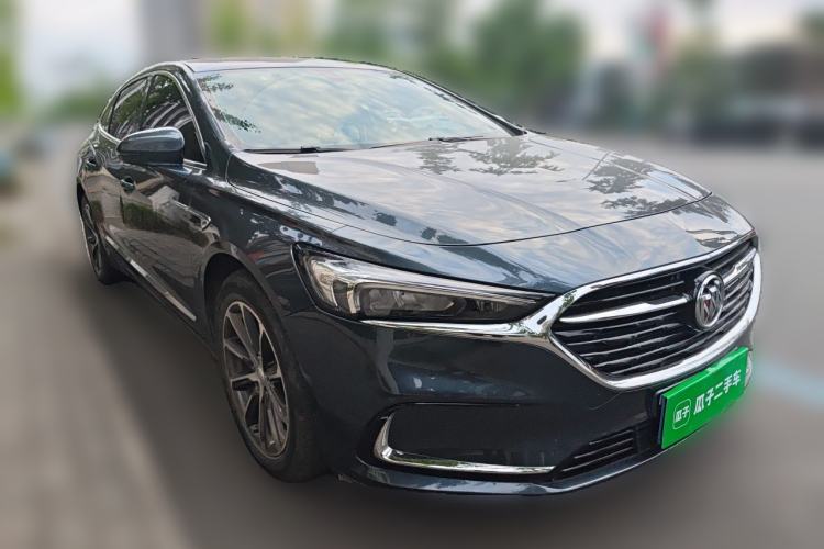 Used Buick LaCrosse 2021 652T Luxury Model Front Right 45 Deg