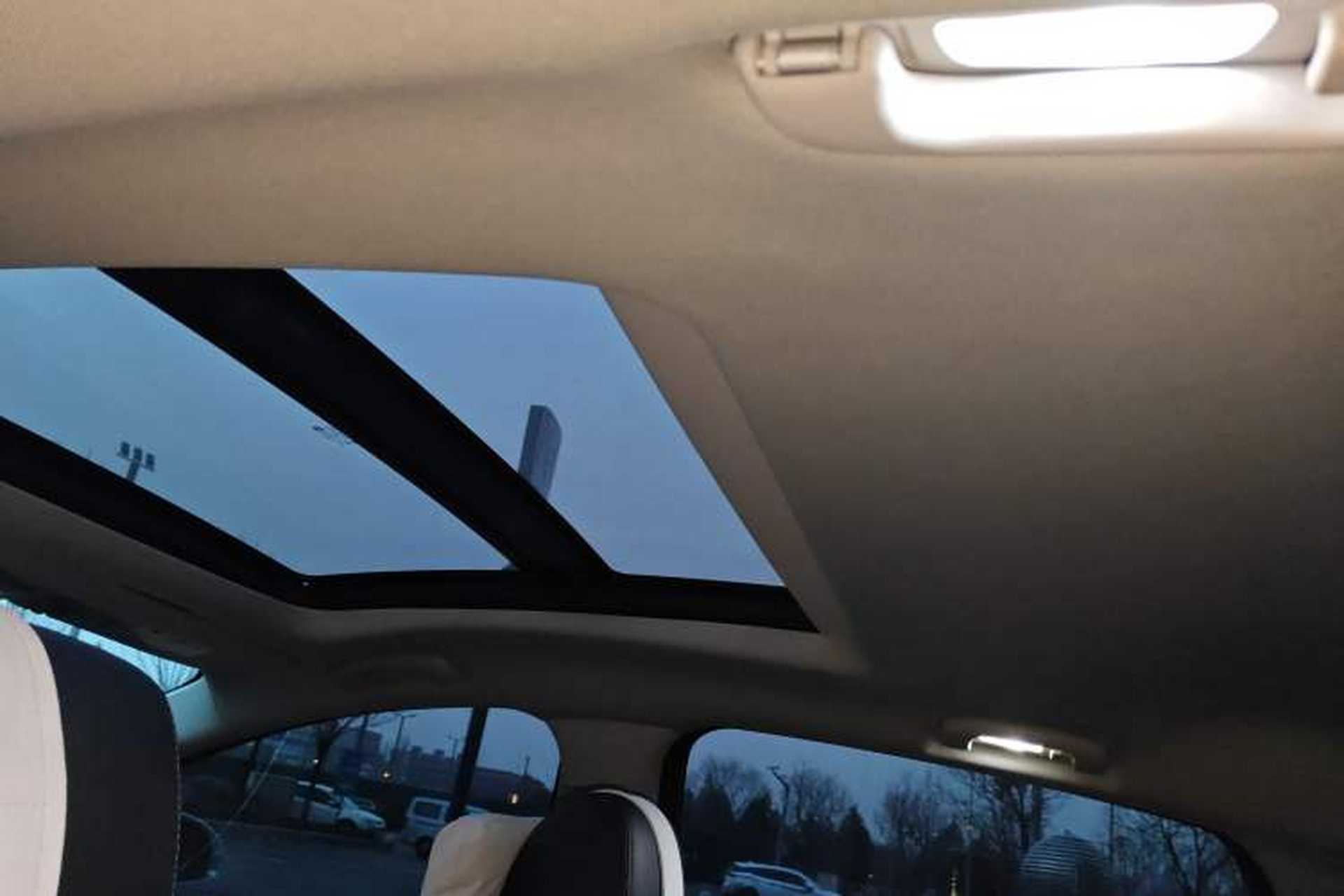 Used Buick LaCrosse 2021 552T Luxury Version Headliner