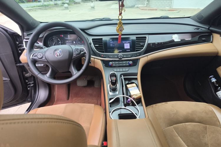 Used Buick LaCrosse 2021 652T Premium Edition Interior 2