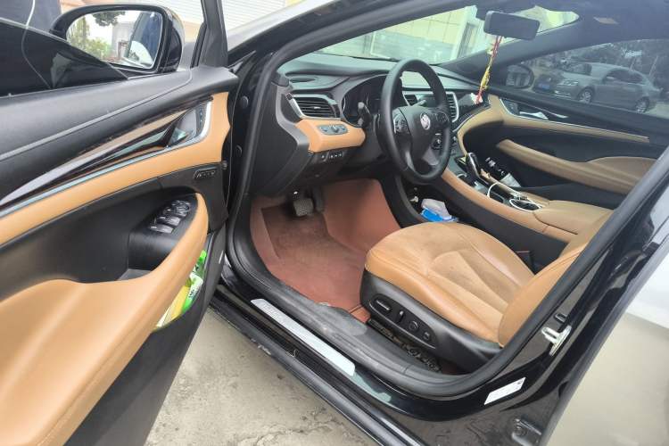 Used Buick LaCrosse 2021 652T Premium Edition Interior 3