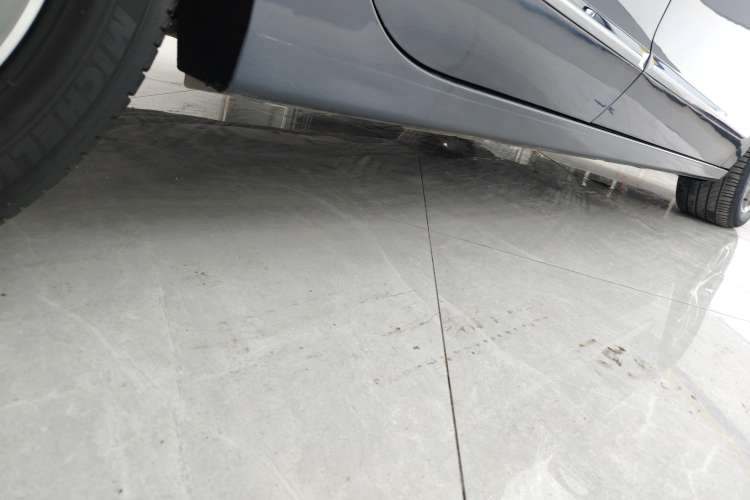 Used Buick LaCrosse 2021 652T Luxury Model Right Side Sill