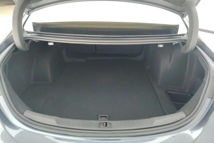 Used Buick LaCrosse 2021 652T Luxury Model Trunk