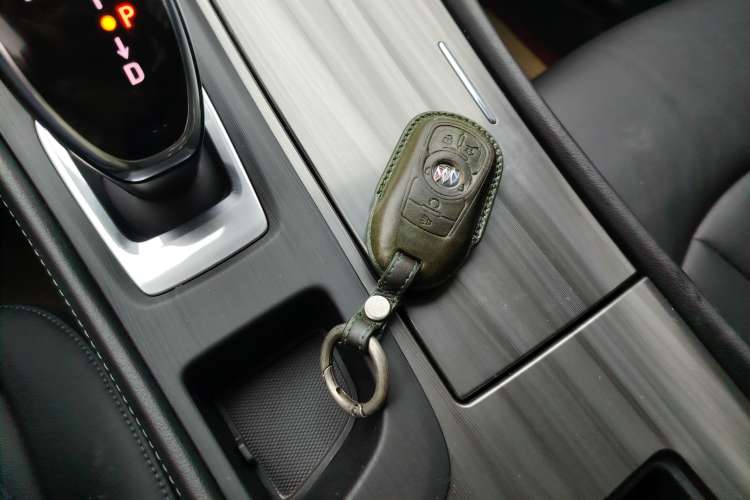 Used Buick LaCrosse 2021 652T Luxury Model Vehicle Key
