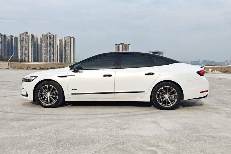 Used Buick LaCrosse 2021 652T Luxury Model Exterior 3
