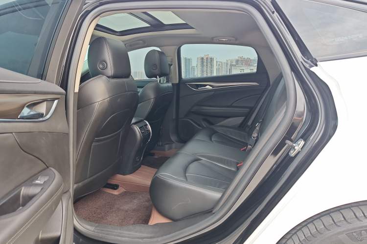 Used Buick LaCrosse 2021 652T Luxury Model Interior 3