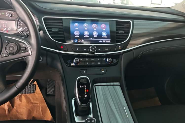 Used Buick LaCrosse 2022 552T Luxury Version Audio And AC Panel