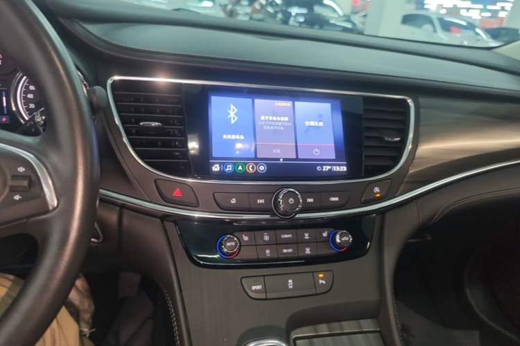 Used Buick LaCrosse 2022 652T Luxury Version Audio And AC Panel