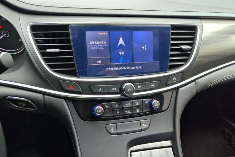 Used Buick LaCrosse 2022 552T Luxury Version Audio And AC Panel