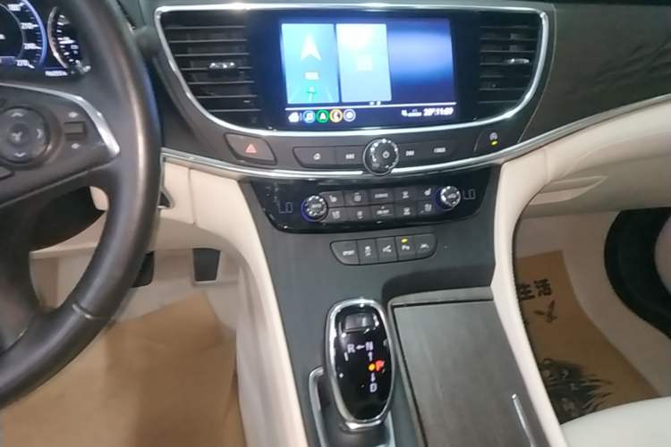 Used Buick LaCrosse 2022 Avenir Avia First Edition Audio And AC Panel
