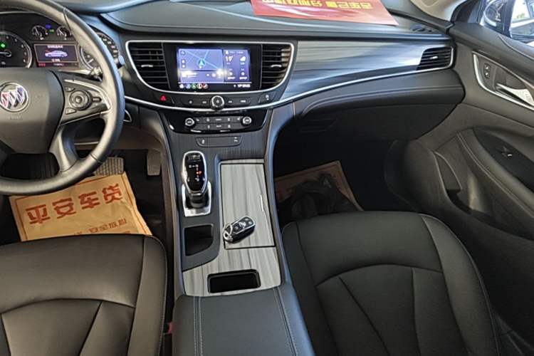 Used Buick LaCrosse 2022 552T Luxury Version Audio And AC Panel
