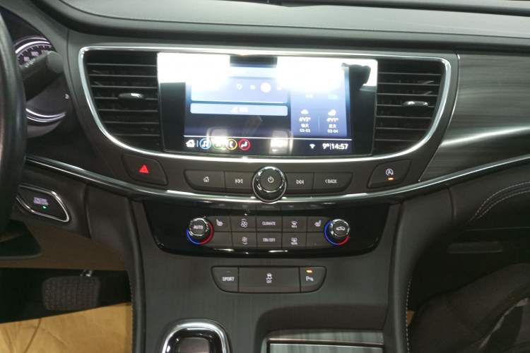 Used Buick LaCrosse 2022 652T Luxury Version Audio And AC Panel