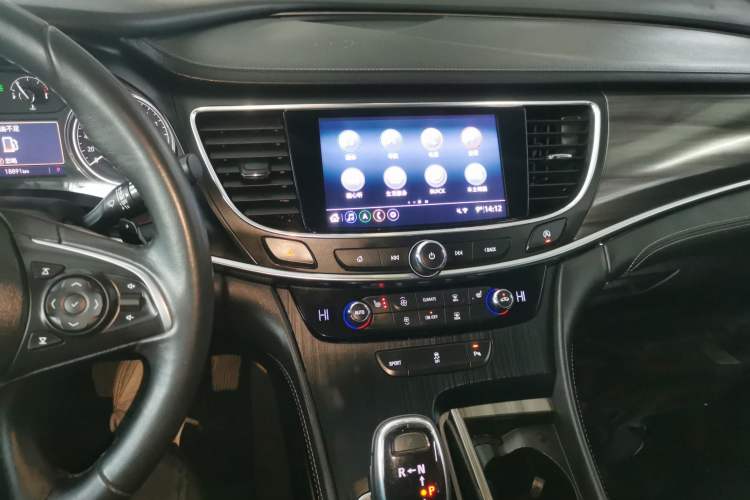 Used Buick LaCrosse 2022 652T Luxury Version Audio And AC Panel