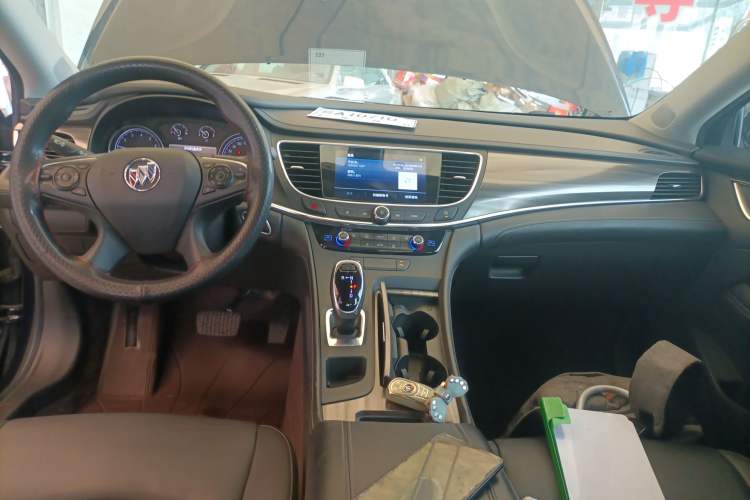 Used Buick LaCrosse 2022 552T Luxury Version Audio And AC Panel