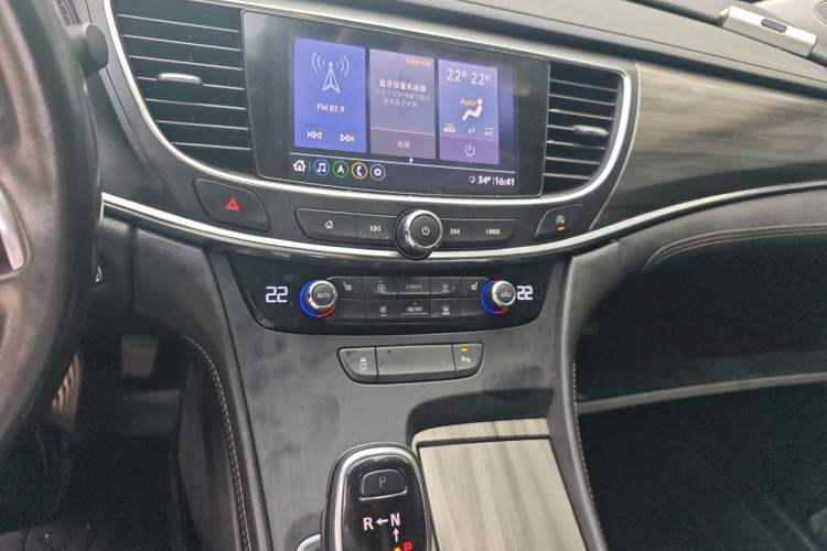Used Buick LaCrosse 2022 552T Luxury Version Audio And AC Panel