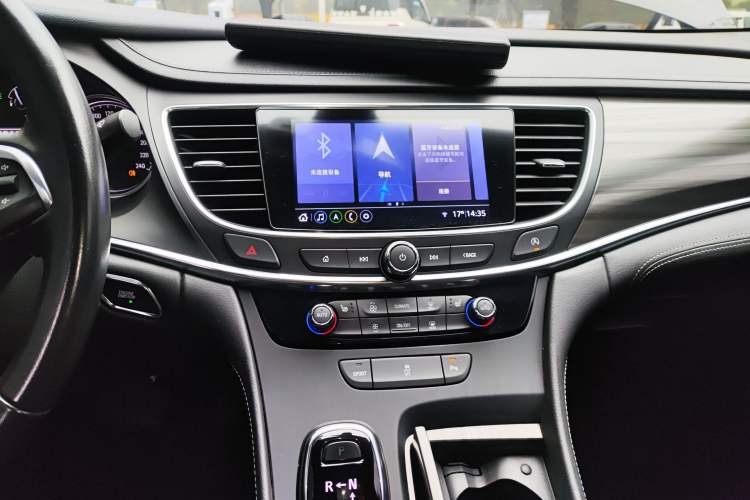 Used Buick LaCrosse 2022 652T Luxury Version Audio And AC Panel